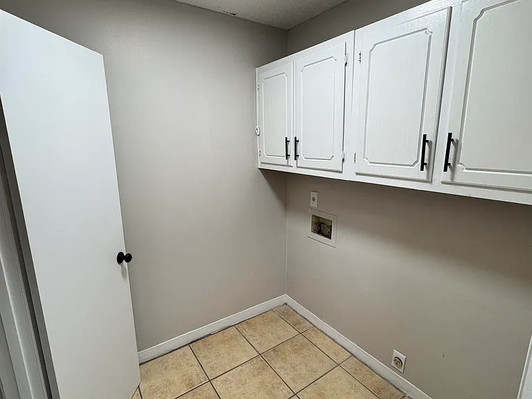 2302 Hawksmoor Pl — Photo 13