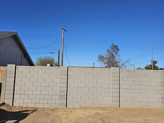 5th image of 1158 E 9TH Drive #35