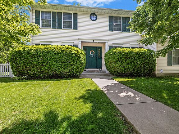 2nd image of 7603 Foxwood Dr