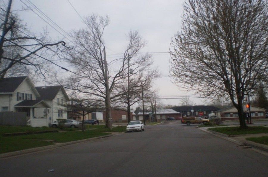 2nd image of 1832 Bradley Ave