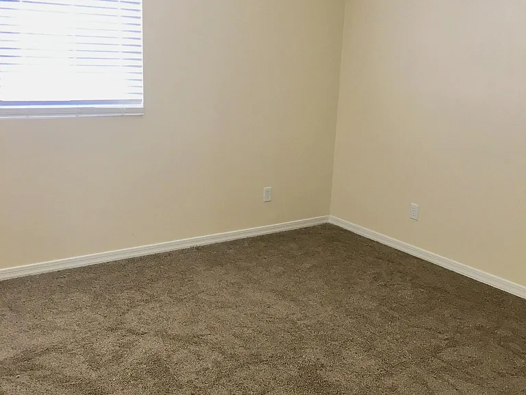 50 W Camino Rancho Palomas — Photo 12