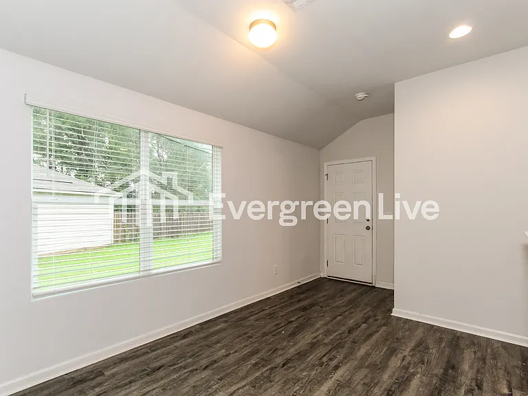 12407 Waterbury Dr — Photo 5