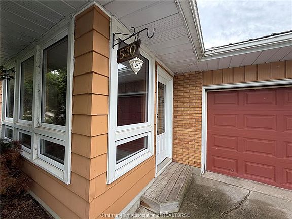 3rd image of 530 Cross St