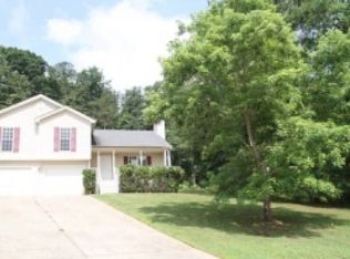 216 Ravenwood Ct, Bethlehem, GA 30620