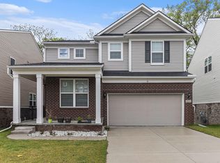 2853 Dillon Dr, Ann Arbor, MI 48105