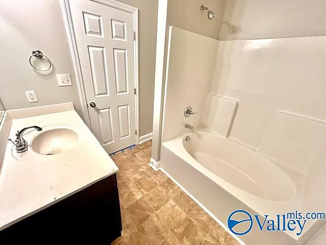 1089 Burwell Rd #F1 — Photo 17