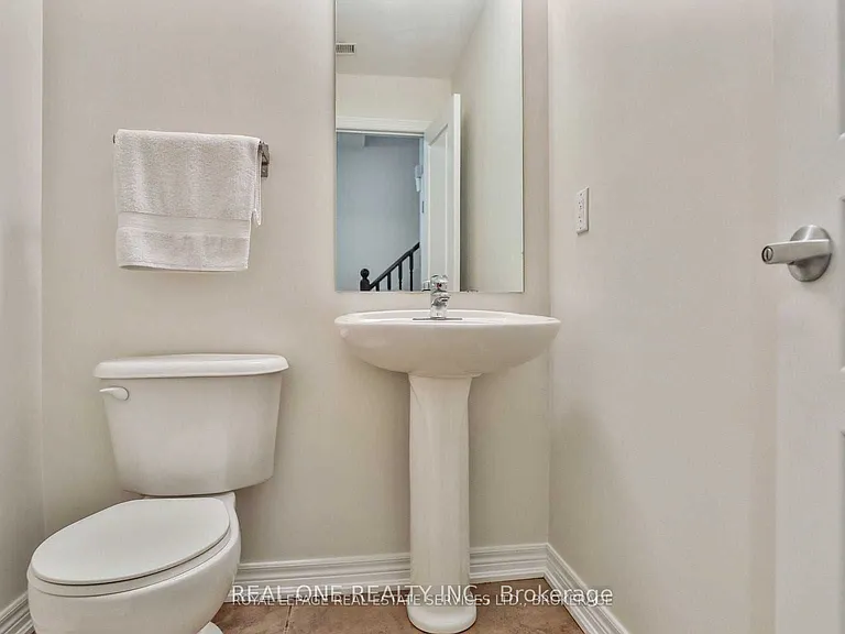4264 Ingram Cmn — Photo 21