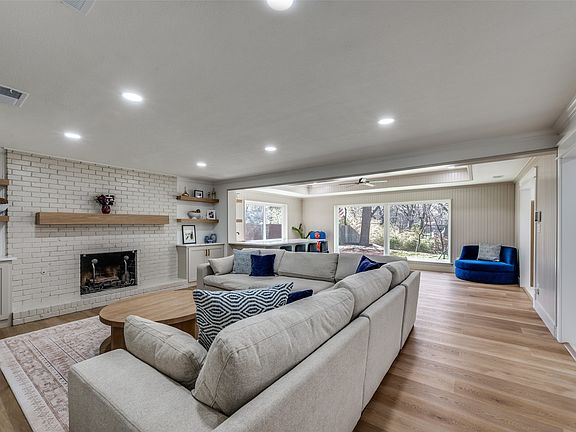 5th image of 4316 Springbranch Dr