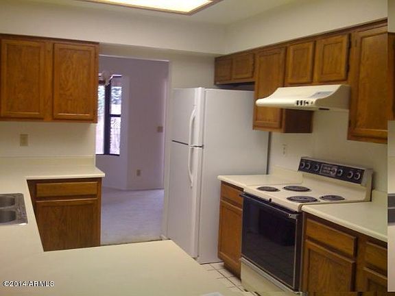 2nd image of 2462 W Lompoc Ave