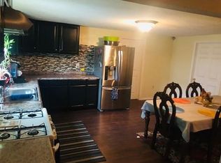 11 Cheyenne Rd, Springfield, MA 01109