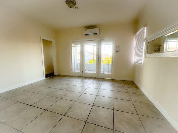 2536 Folsom St #2
