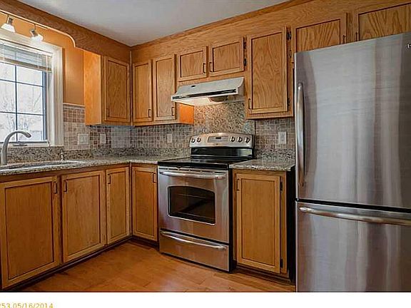 5th image of 16 Merrimac Pl #1