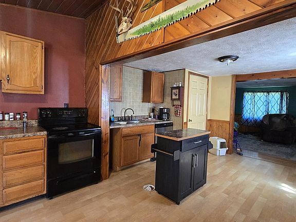 5th image of 5065 Lorenson Rd