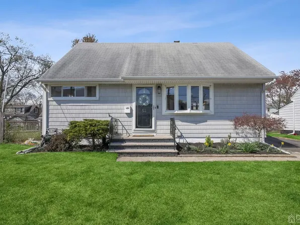 53 W Warren St, Iselin, NJ 08830