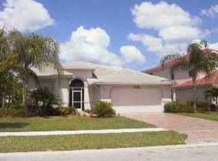 1999 Morning Sun Ln, Naples, FL 34119
