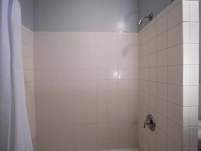 2942 N Newhall St #2942 — Photo 20