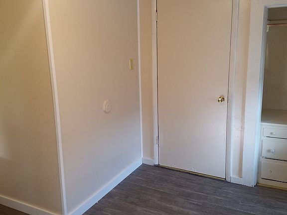 2nd image of 511 Elizabeth St APT 3