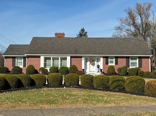 402 N Spalding Ave, Lebanon, KY 40033