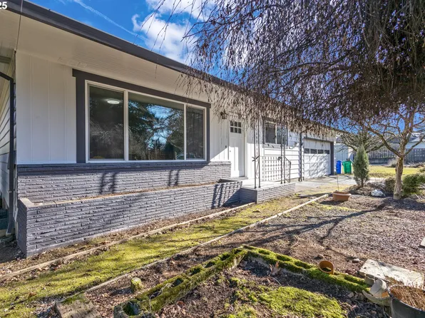 1816 NE 132nd Ave, Portland, OR 97230