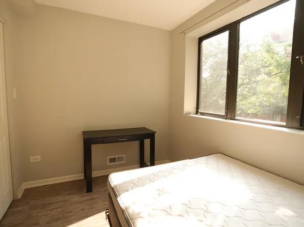 829 S Carpenter St #3, Chicago, IL 60607