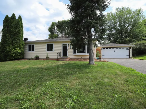 3604 77th St E, Inver Grove Heights, MN 55076