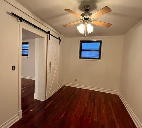 2nd image of 1627 W Lawrence Ave