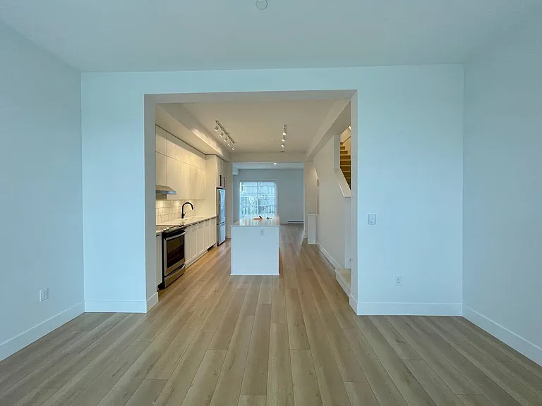 4656 Orca Way — Photo 2
