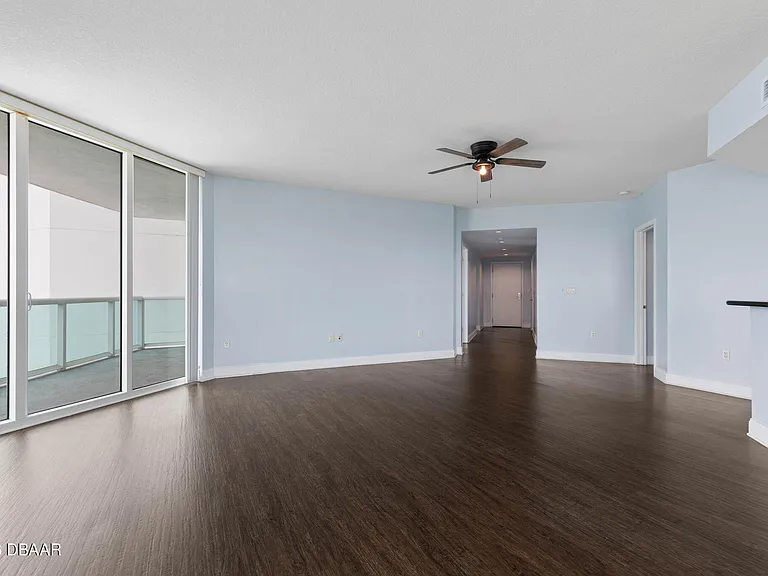 241 Riverside Dr #1710 — Photo 13