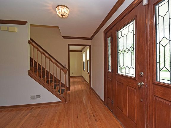 2nd image of 8019 New Brunswick Dr
