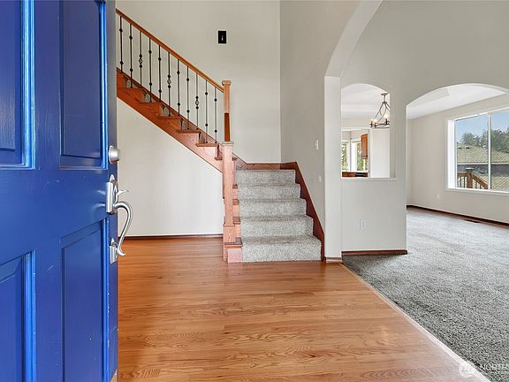 3rd image of 1909 S 375th Street