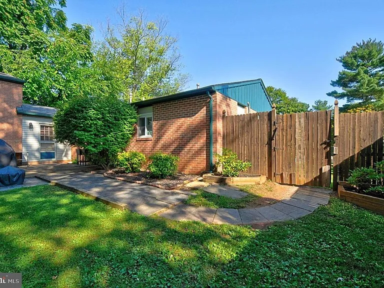 204 Belmont Dr SW — Photo 8
