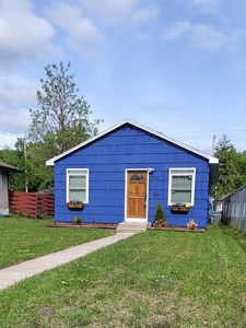 5252 Queen Ave N, Minneapolis, MN, 55430