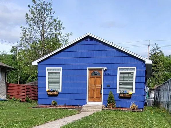 5252 Queen Ave N, Minneapolis, MN 55430