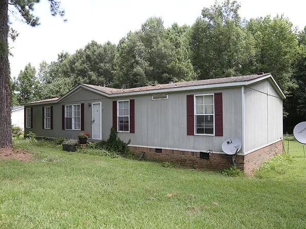 297 Tant Rd, Zebulon, NC 27597