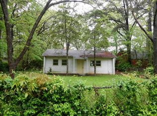 180 Kay Rd SW, Marietta, GA 30008