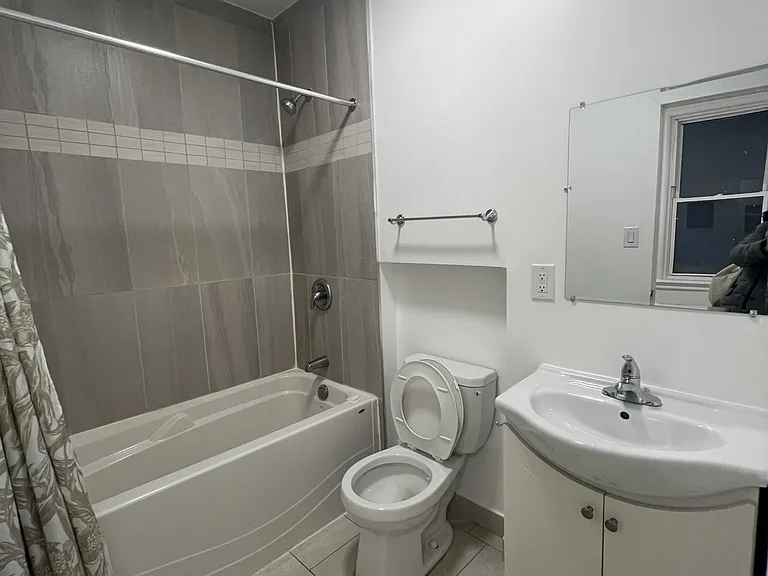 379 Cooper St — Photo 21