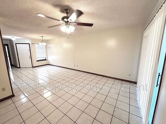 2nd image of 703 Trekker St
