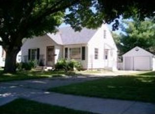 307 S Division St, Waupun, WI 53963