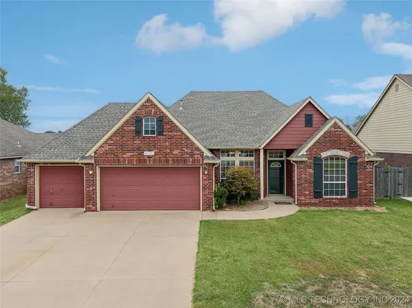 19721 E 44th St S, Broken Arrow, OK 74014