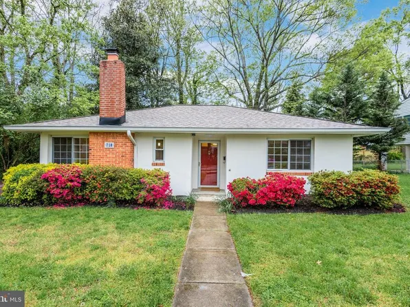 710 N Buchanan St, Arlington, VA 22203