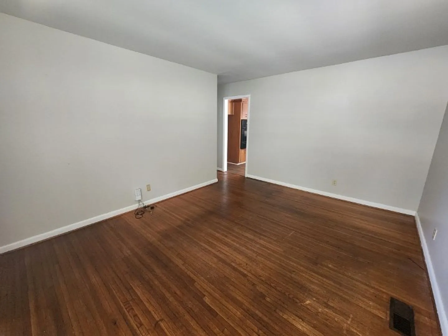 Welcome home to 7 Cliffwood, North Little Rock, for rent - ** Move in Special - Zero Deposit Opti... — Photo 2