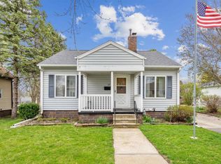 15 7th Ave SE, Oelwein, IA 50662