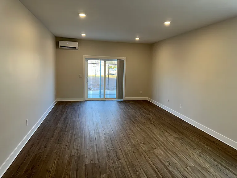 293 Liam Ln #293 — Photo 11