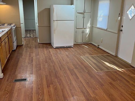 2nd image of 45 Cheyenne Pl