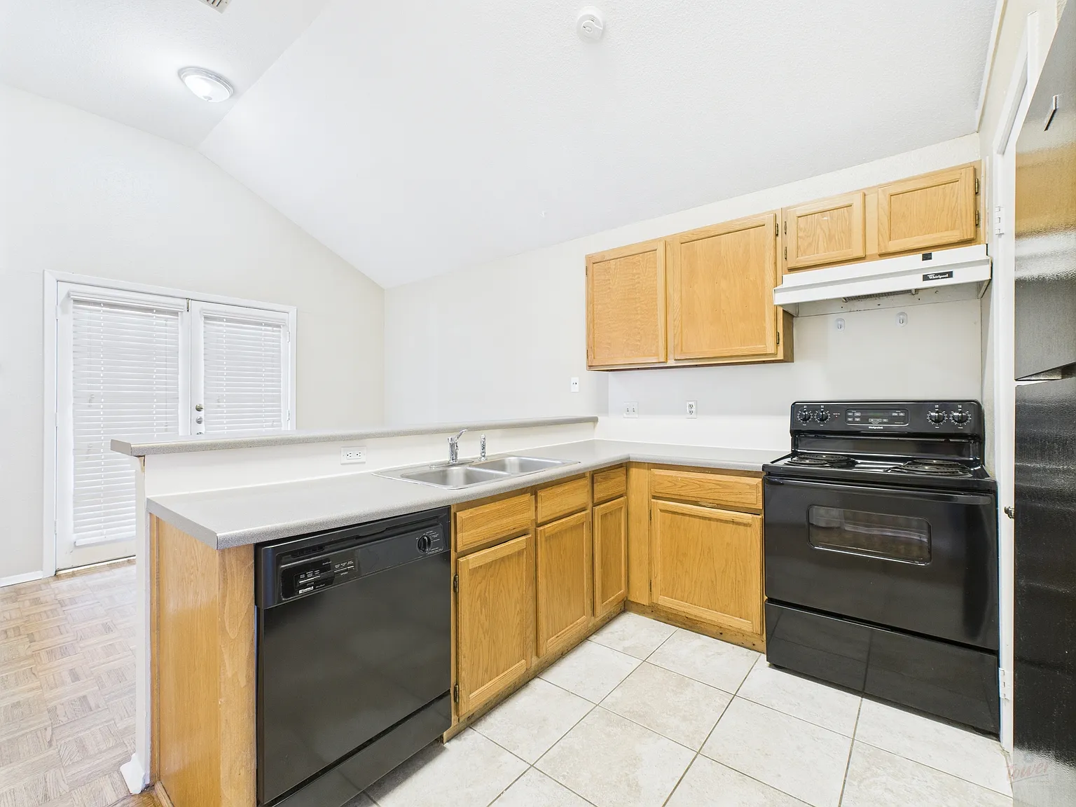 2801 Rio Grande St Apt 301 — Photo 2
