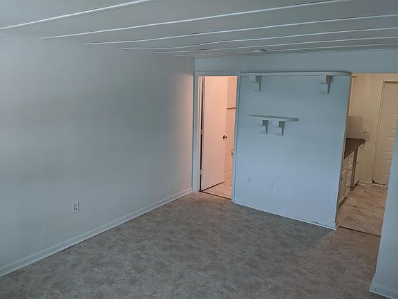 5th image of 74 S Washington St #2