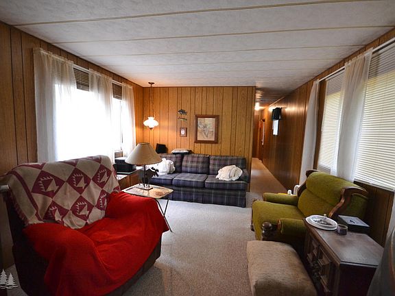 5th image of 5382 Spruce Dr