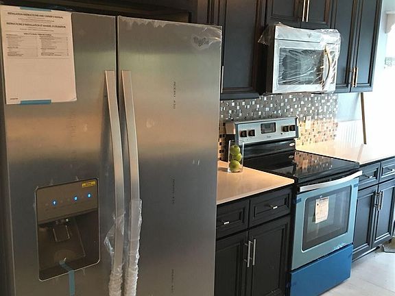 2nd image of 1779 Lighthouse Pointe Dr