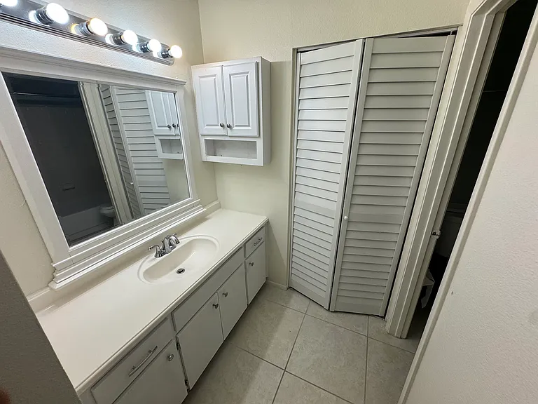 1470 Sheafe Ave NE #108 — Photo 5