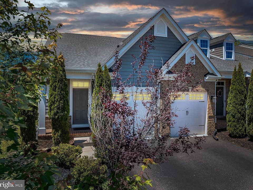 1st image of 2736 Vardon Ln
